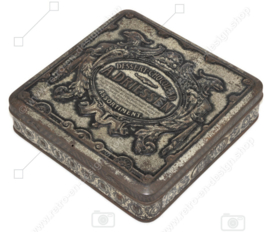 Square chocolate tin with hinged lid, "A. Driessen, Dessert chocolate", silver coloured