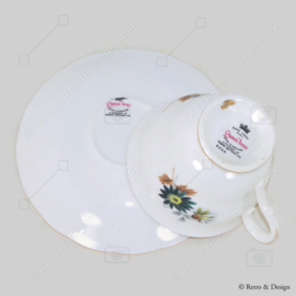 Taza y plato de porcelana "Queen Anne" - Bone China made in England - estampado floral en tonos marrones