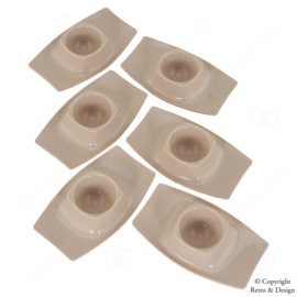 Ensemble de 6 Coquetiers Rétro en Plastique avec Rebord pour Coquilles - Beige