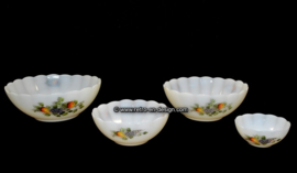 Set of four scalloped bowls, Arcopal Fruits de France