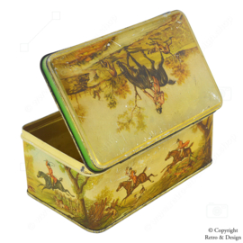 Vintage Tin by De Gruyter with English Hunting Scene and Fox Hunt