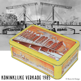 Vintage blikken trommel voor koek van Verkade met afbeeldingen van Amsterdam