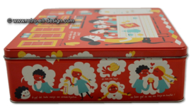 Square Verkade biscuit tin with illustration of Esther Aarts