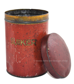 Brocante red storage container with gold lettering for "Suiker"