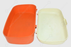 Vintage Curver plastic broodtrommel in oranje met witte klep