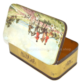 Vintage tin with an image of an English fox hunt