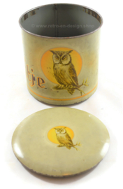 Vintage tin for 25 "Uiltje" (Owl) Luna cigars by La Bolsa, Kampen