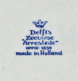 "Delfts Blauw Wandbord - Zeeuwse Arreslede anno 1839: Tijdloze Elegante Nostalgie"