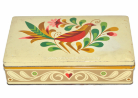 Vintage biscuit tin made by VERKADE with image of stylized bird
