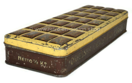 Elongated Brocante tin box with relief lid for Carros, chocolate from DRIESSEN