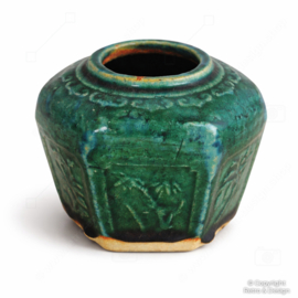 Antique Shiwan Ginger Jar – Green Glazed Chinese Pottery (c. 1900)
