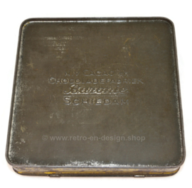 Square vintage chocolate tin by Baronie, Schiedam