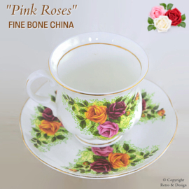 Tasse et Soucoupe Vintage en Porcelaine Fine – "Roses Roses"