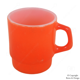Mug Vintage Fire-King d'Anchor Hocking en Rouge – Design Rétro avec Élégance Pratique