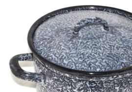 Brocante clouded grey DRU cooking pan with C-shaped handles and grey enamel