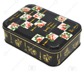Vintage biscuit tin from Verkade with roses and candlesticks