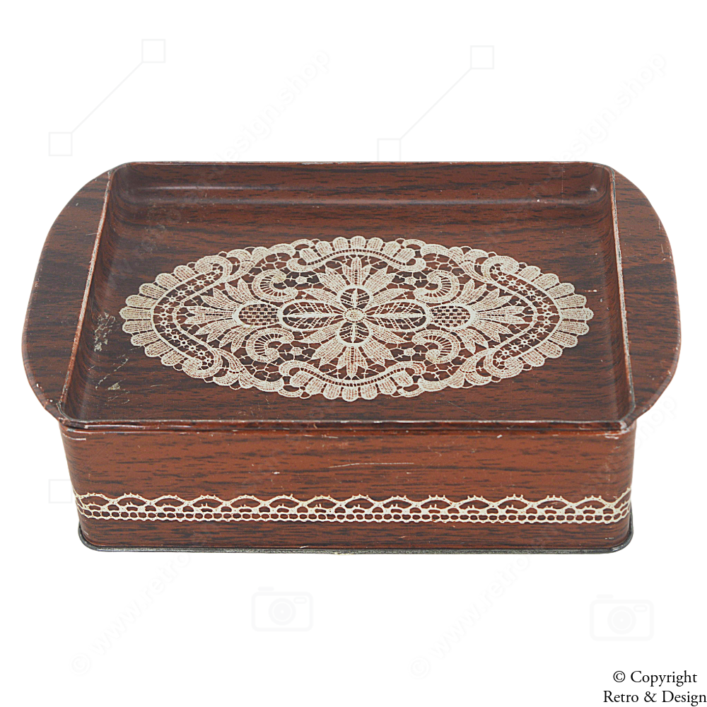 Vintage Verkade Metal Biscuit Tin – Woodgrain with Lace Doily Pattern (1967)