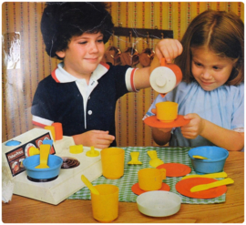 Vintage 24-delige Fisher-Price kinderkeuken met kookstel