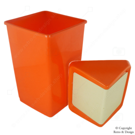 Vintage 1970s Curver "Swing" Trash Can: A Timeless Piece of History in Orange/White