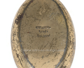 Vintage oval tin chocolate box by Kwatta with color picture of the Onze Lieve Vrouwe Kerk at Breda