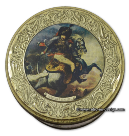 Vintage Doria cookie tin with reproductions of Géricault, Gros and Van Dyck