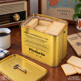 📝 Noodbiscuitsblikken uit 1961 | Victoria, De Gruyter, Verkade & Patria (Blog)