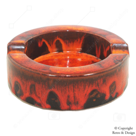 Cendrier en poterie Lava rétro – Émaillé rouge et brun des années 60/70