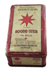 Vintage blikken doos voor tabak van Niemeijer “Roode-Ster Lichte Geurige Rooktabak”