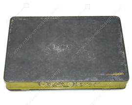Vintage Blechdose von der Patria Zwiebackfabrik mit einer Illustration der Zaanse Schans