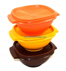 Vintage 'Harvest' Tupperware Schalen oder Behälter mit Sonnendeckel