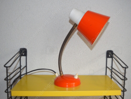 Lámpara de escritorio vintage naranja marca Hala
