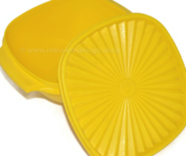 Vintage Tupperware schaaltje met zonnedeksel, geel