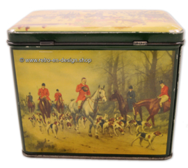 Vintage tea tin by 'De Gruyter' with images of a hunting scene