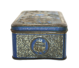 Tobacco tin in blue / silver with embossed with ships for star-tobacco by Niemeijer