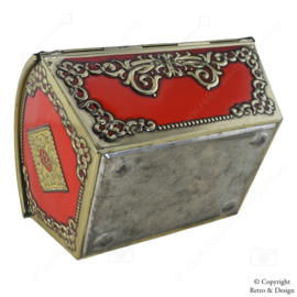 Victoria Vintage Tin Box: A Timeless Treasure Chest for Cookies