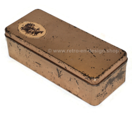 Vintage blikken doosje van Douwe Egberts voor Pickwick met postkoets in medaillon