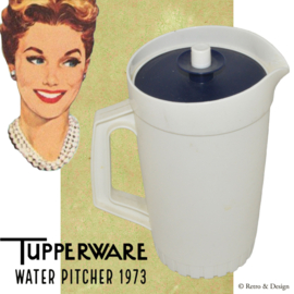 "Vintage Tupperware Schenkkan: Een tijdloos icoon van stijl en functionaliteit!"