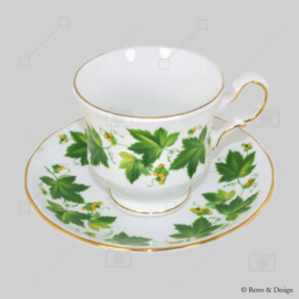 Taza y plato de porcelana "Queen Anne" - Bone China made in England