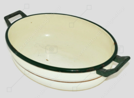Vasque ovale en émail Brocante ou "vasque à vaisselle" avec poignées en bakélite fabriquée par BK
