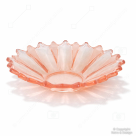 Vintage Pressed Glass Bowl – Peach Pink – Floral Shape – Ø 19.5 cm