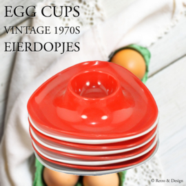Set aus acht Vintage-Eierbechern aus Kunststoff in Dreiecksform
