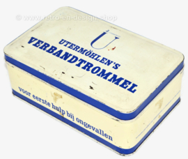 Vintage tin first-aid kit for trucks made by Koninklijke Utermöhlen NV (formerly Utermöhlen & Co.)