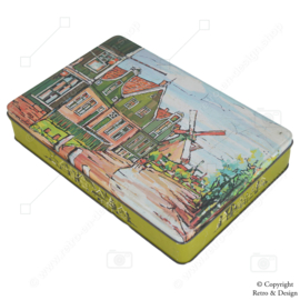 "Relive the Past with this Vintage Biscuit Tin from Patria and the Zaanse Schans"