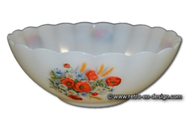 Arcopal 'Fleurs de Champêtre' sculpted bowl