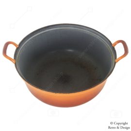 Casserole en fonte orange vintage emblématique – Design rétro des années 1960