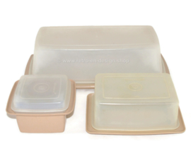 Juego de mesa Tupperware vintage que consiste en un servidor delgado, un plato de mantequilla y un plato de mermelada