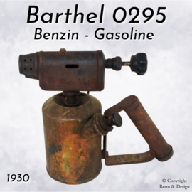 "Una Hermosa Pieza de Historia: Antiguo Quemador de Petróleo Barthel de la Década de 1930"