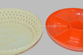 Vintage 60er / 70er Jahre geflochtene Plastik Snackschale von Emsa in Weiß und Orange