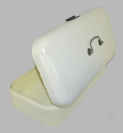 Brocante enamel bread bin in cream white with handle and clip closure