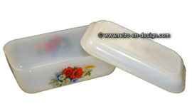 Arcopal butter dish, Fleur de Champêtre
